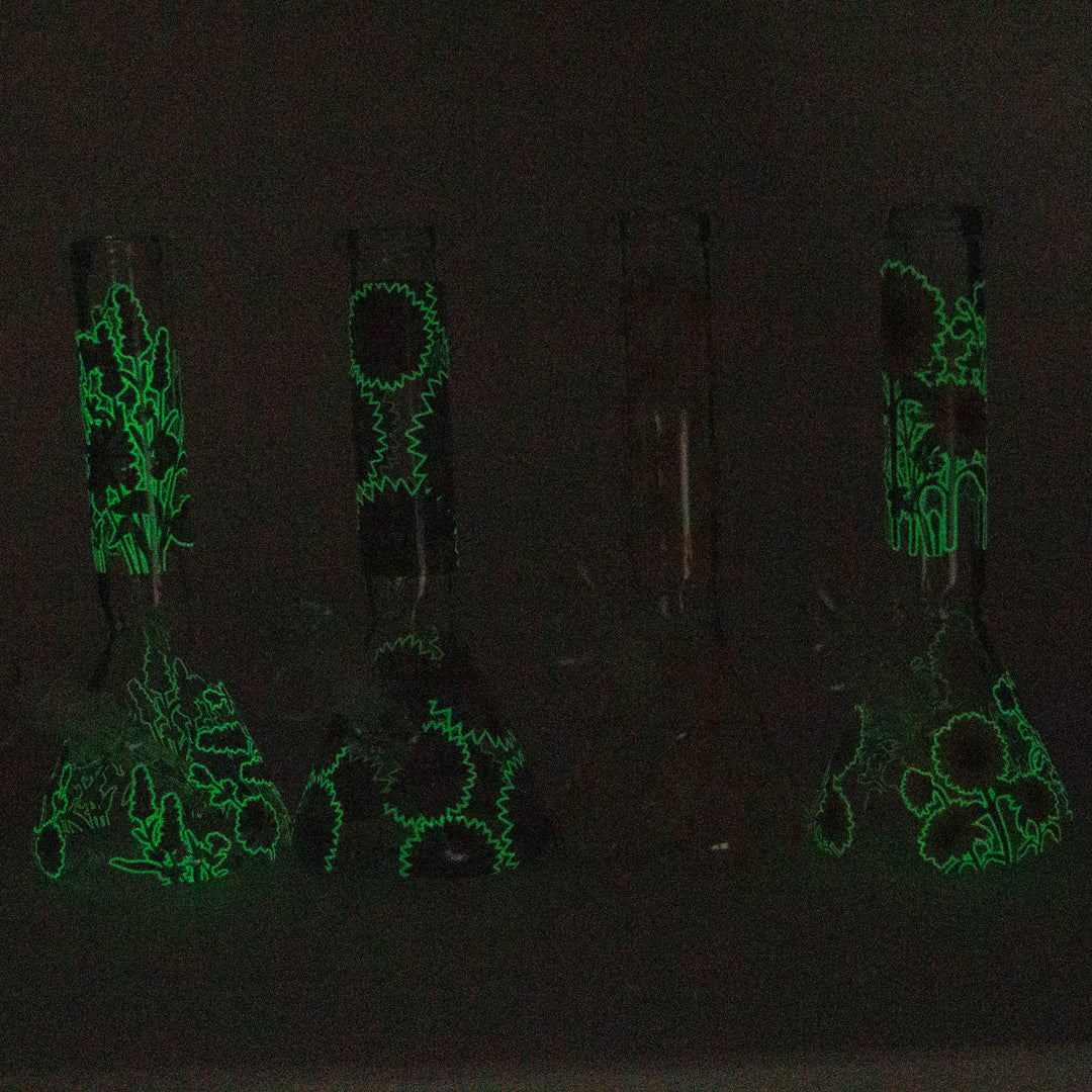 Glow in the dark Glass Bong With Flower Design 10"_4