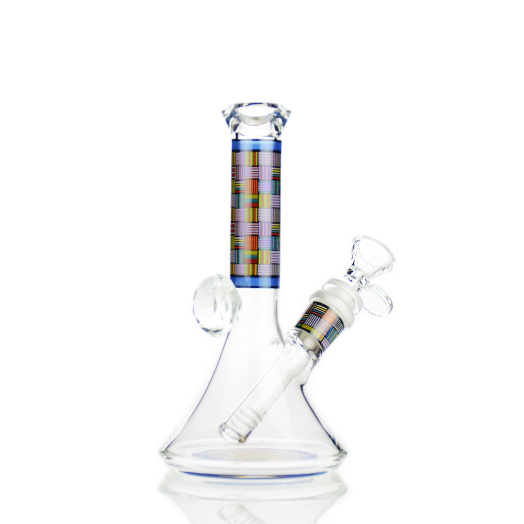 Diamond Pattern 7-Inch Beaker with 14mm Male Bowl