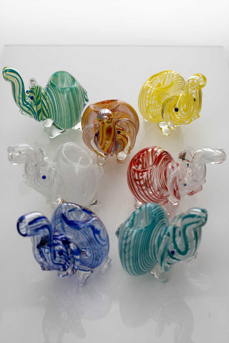 Small elephant glass hand pipe_0