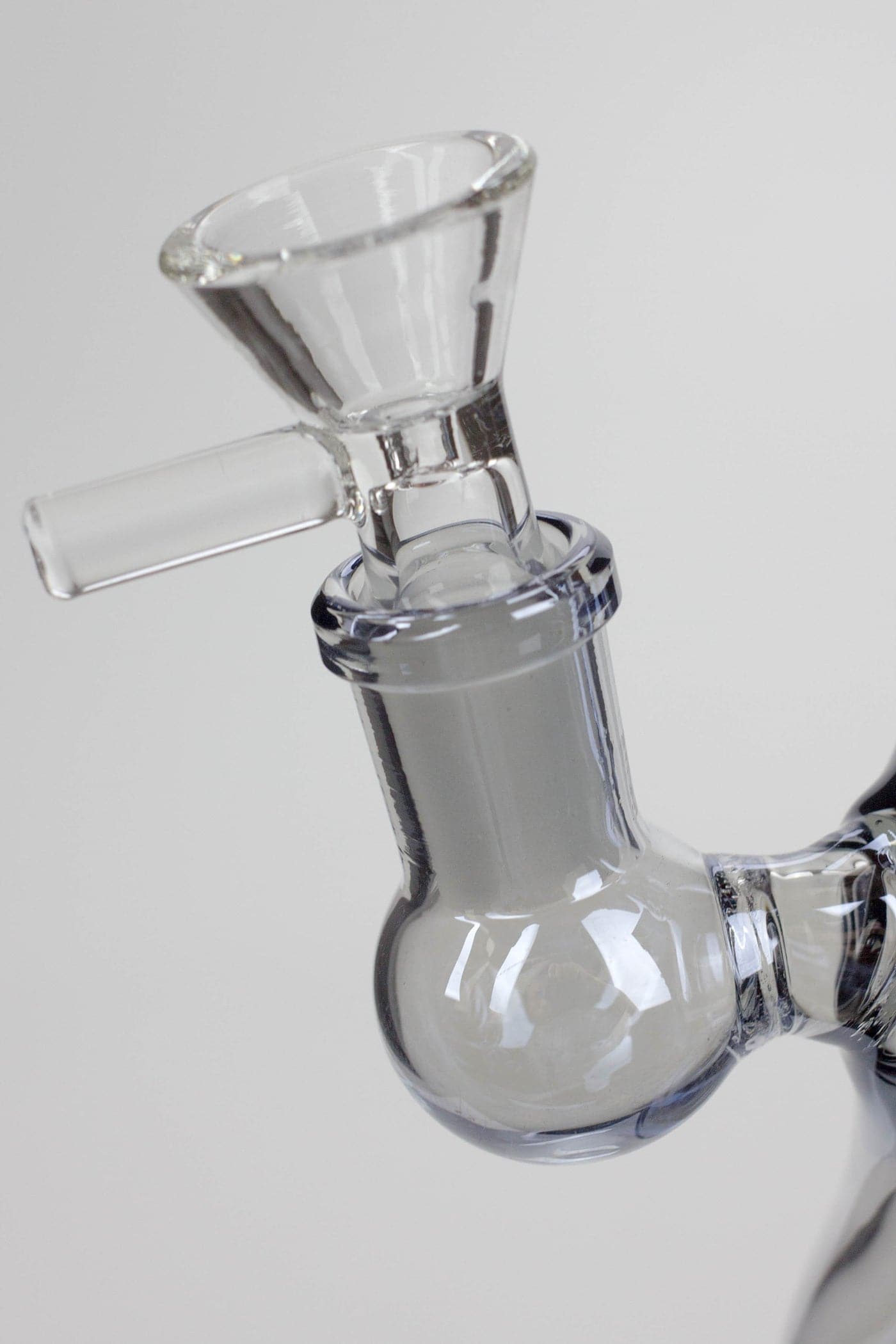 Fixed 3 hole diffuser bell metallic tinted bubbler_3