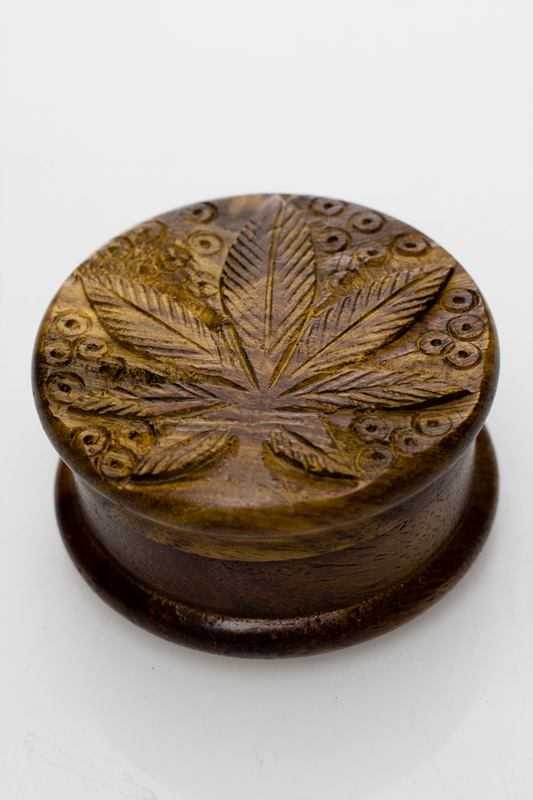 Leaf carved  wooden grinder 2 parts_0