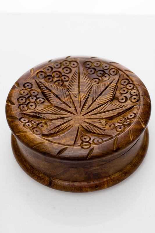 Leaf carved  wooden grinder 2 parts_3