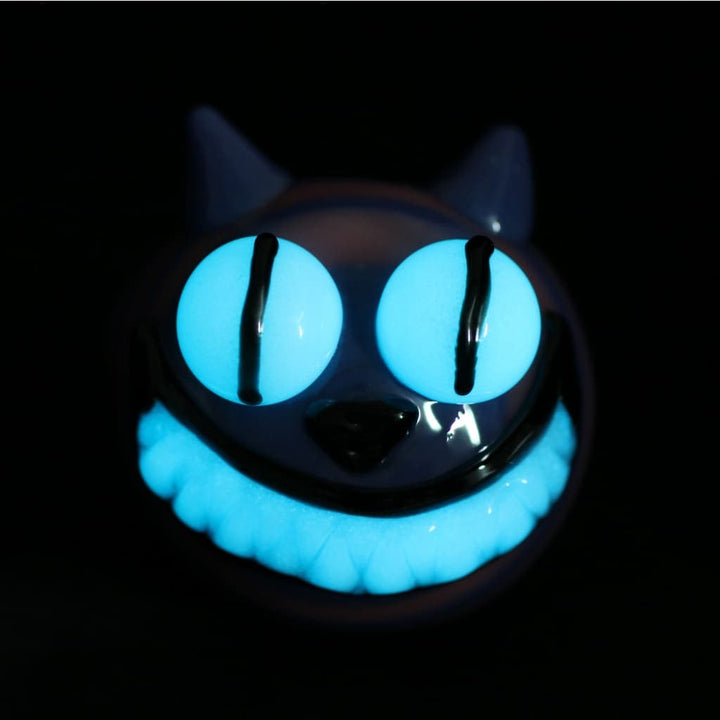 Cheshire Cat Glow Pipe